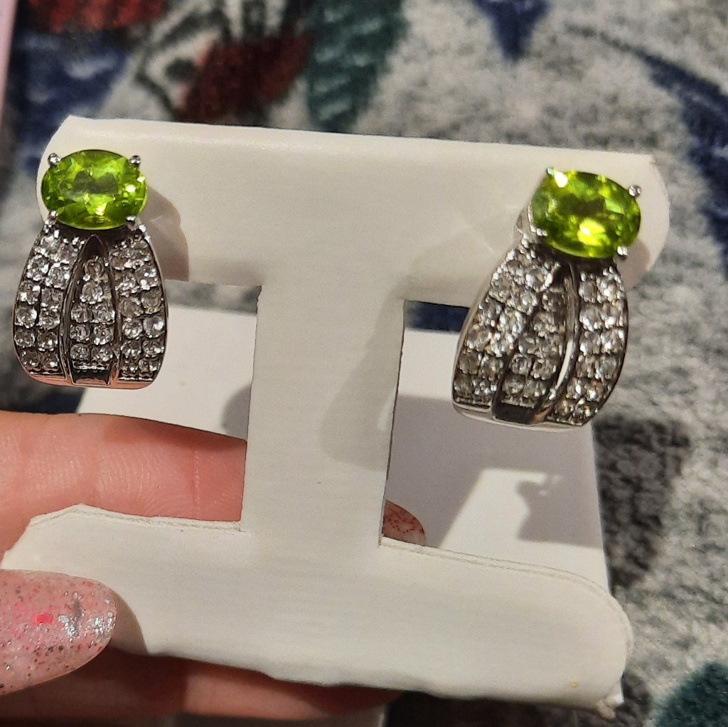 Nib Peridot August Birthstone & Created Diamond Earrings Omega Sterling Silver